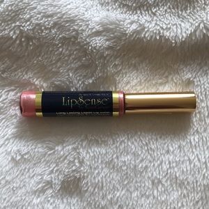 Kiss Me Katie LipSense Liquid Lip Color - NWT